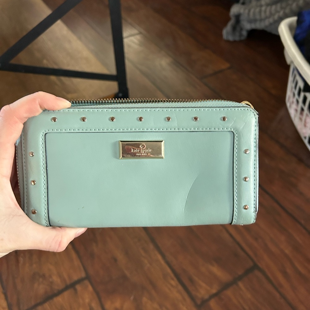 Kate spade zip around wallet